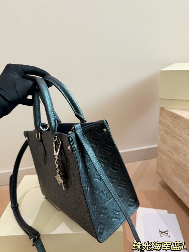 Louis Vuitton P175 onthego Crafty VII ltton Logo Tote Bag editorial product context 3