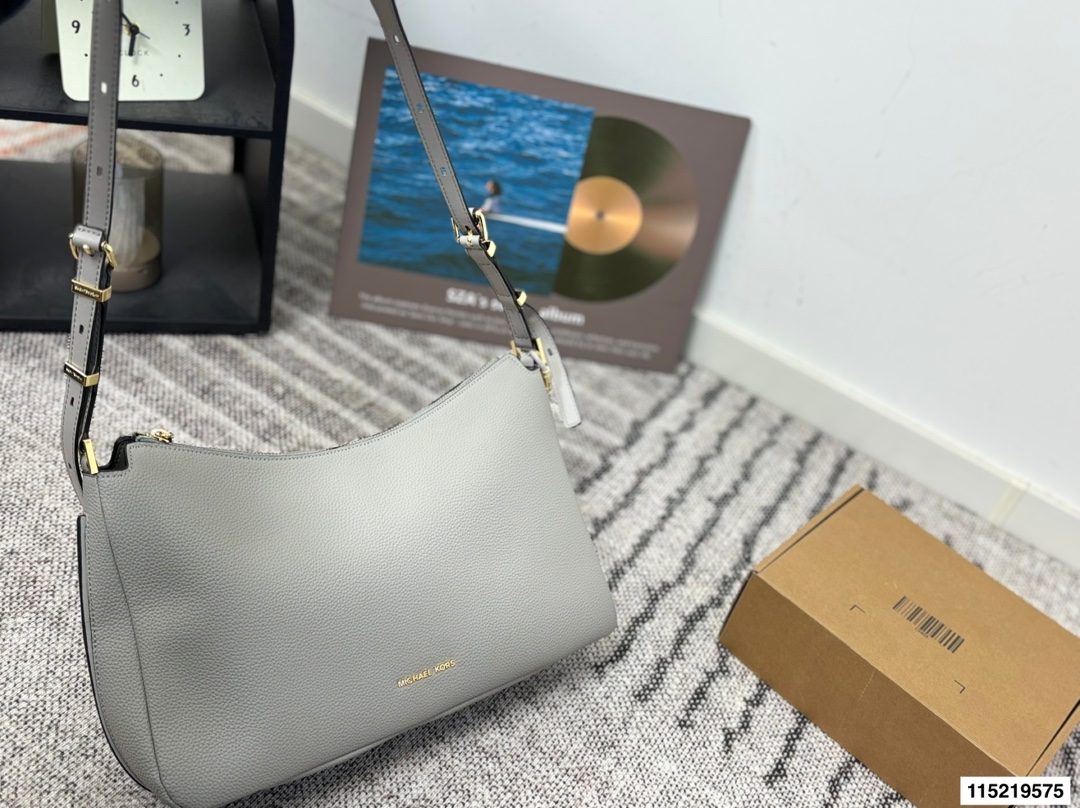 Luxury p160 36 22 MK NOLITA Bag