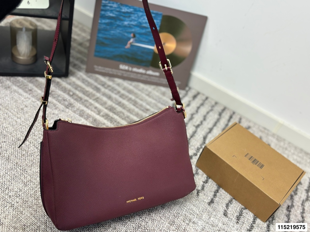Luxury p160 36 22 MK NOLITA Bag