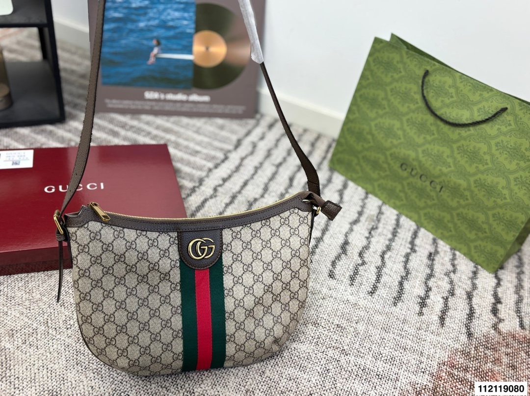 Gucci p105 hobo 35 23 Bag