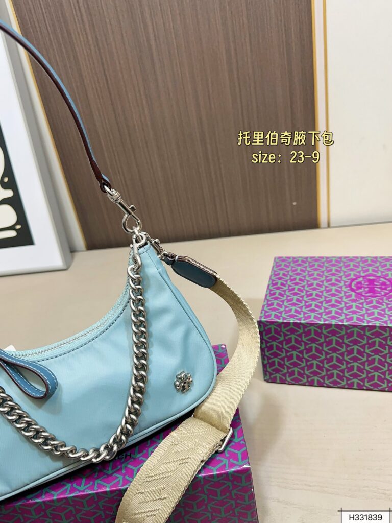 Designer Tb 23 Bag editorial product context 3