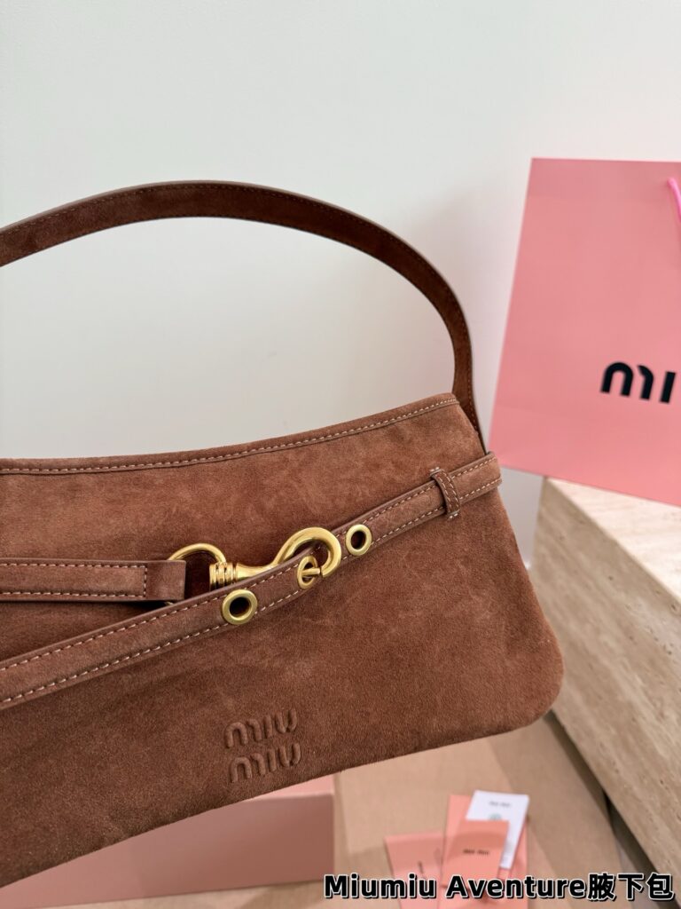Miu Miu P225 Aventure Nappa iPai 33 Mini Bags editorial product context 3
