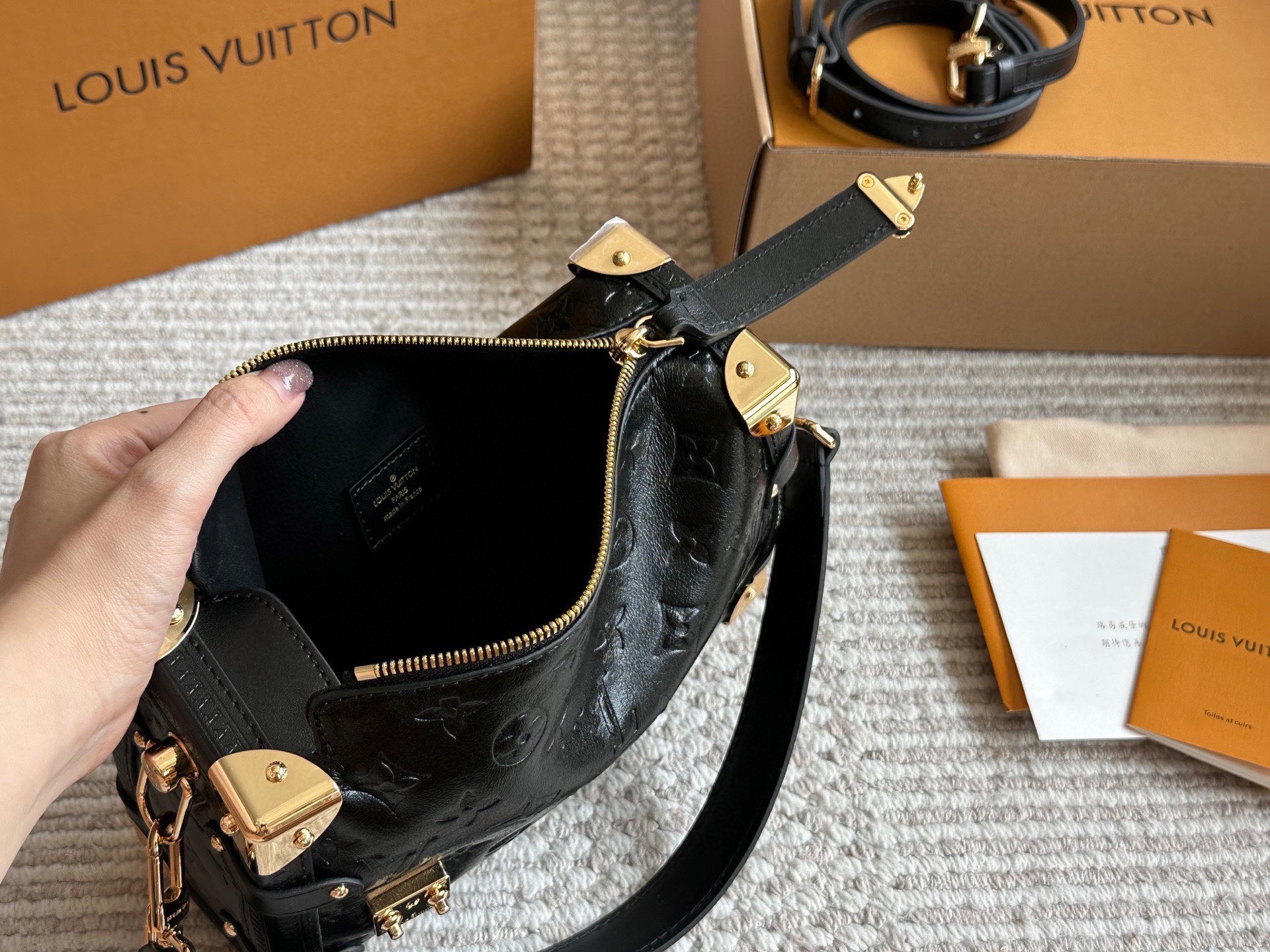Louis Vuitton 185 23 25 trunk upupup Bag 23 x