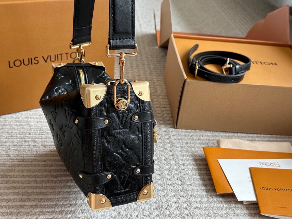 Louis Vuitton Shoulder Bag editorial product context 3