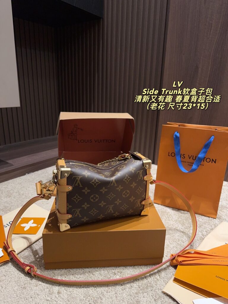 Louis Vuitton Side Trunk Empreinte White Calfskin Leather Wallet 23 x 15 cm editorial product context 3