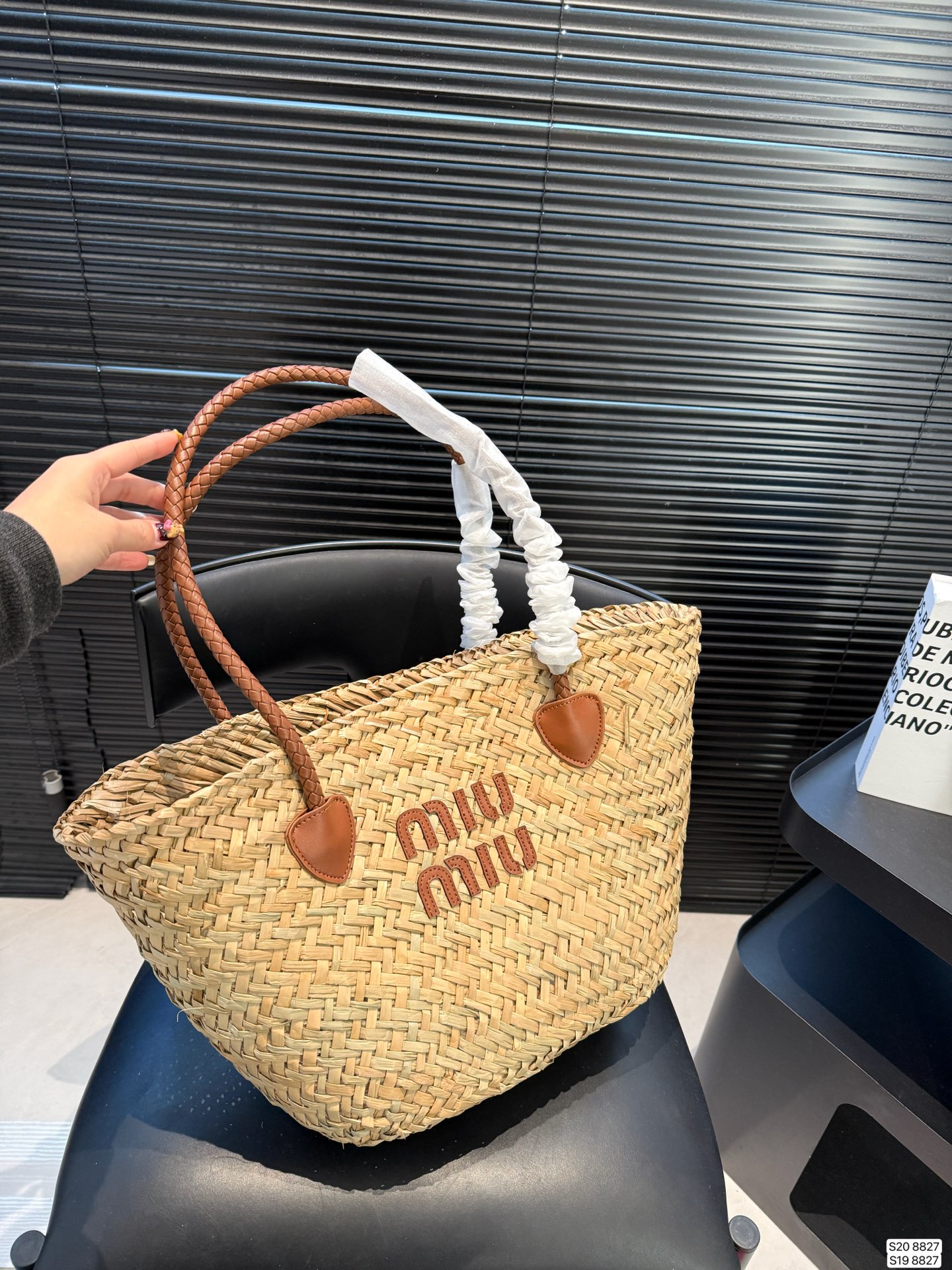 Miu Miu P135 P130 28 22 20 8827 Small Tote Bag