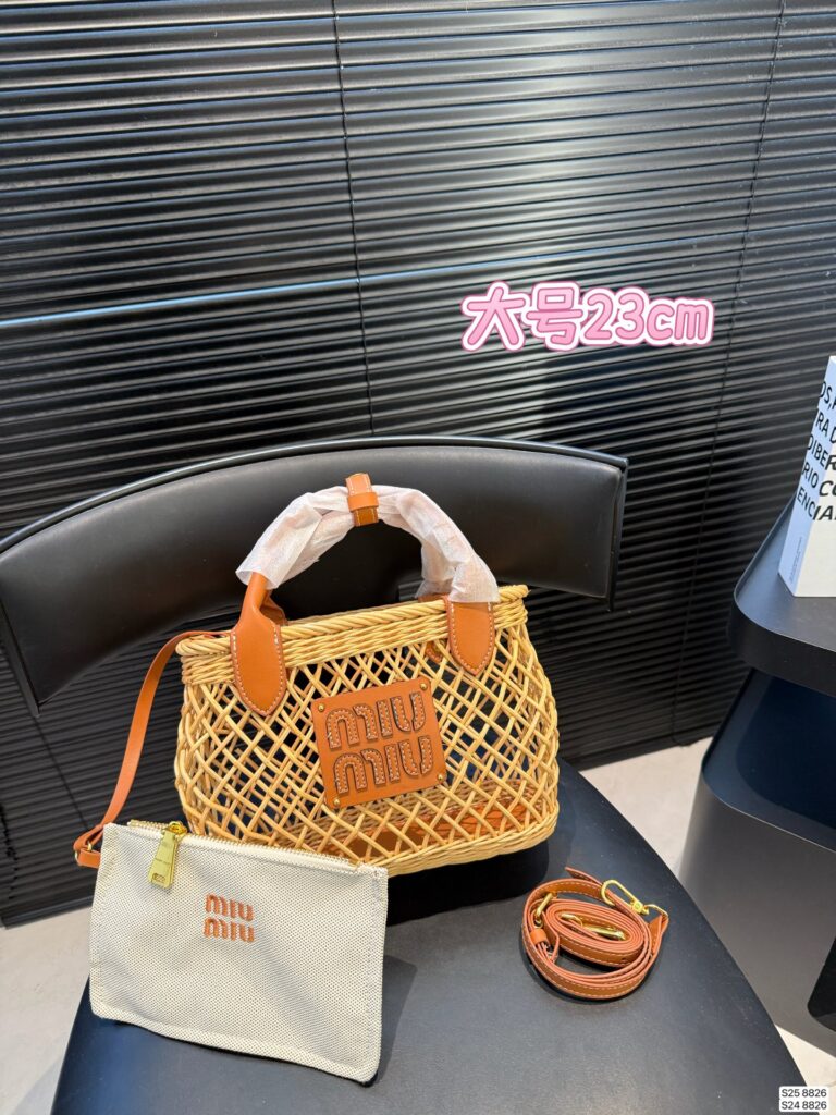 Miu Miu P160 P155 23 18 15 8826 Crossbody Bag editorial product context 2