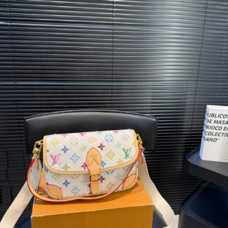 Louis Vuitton P145 Sologne 365 24 17 Bag