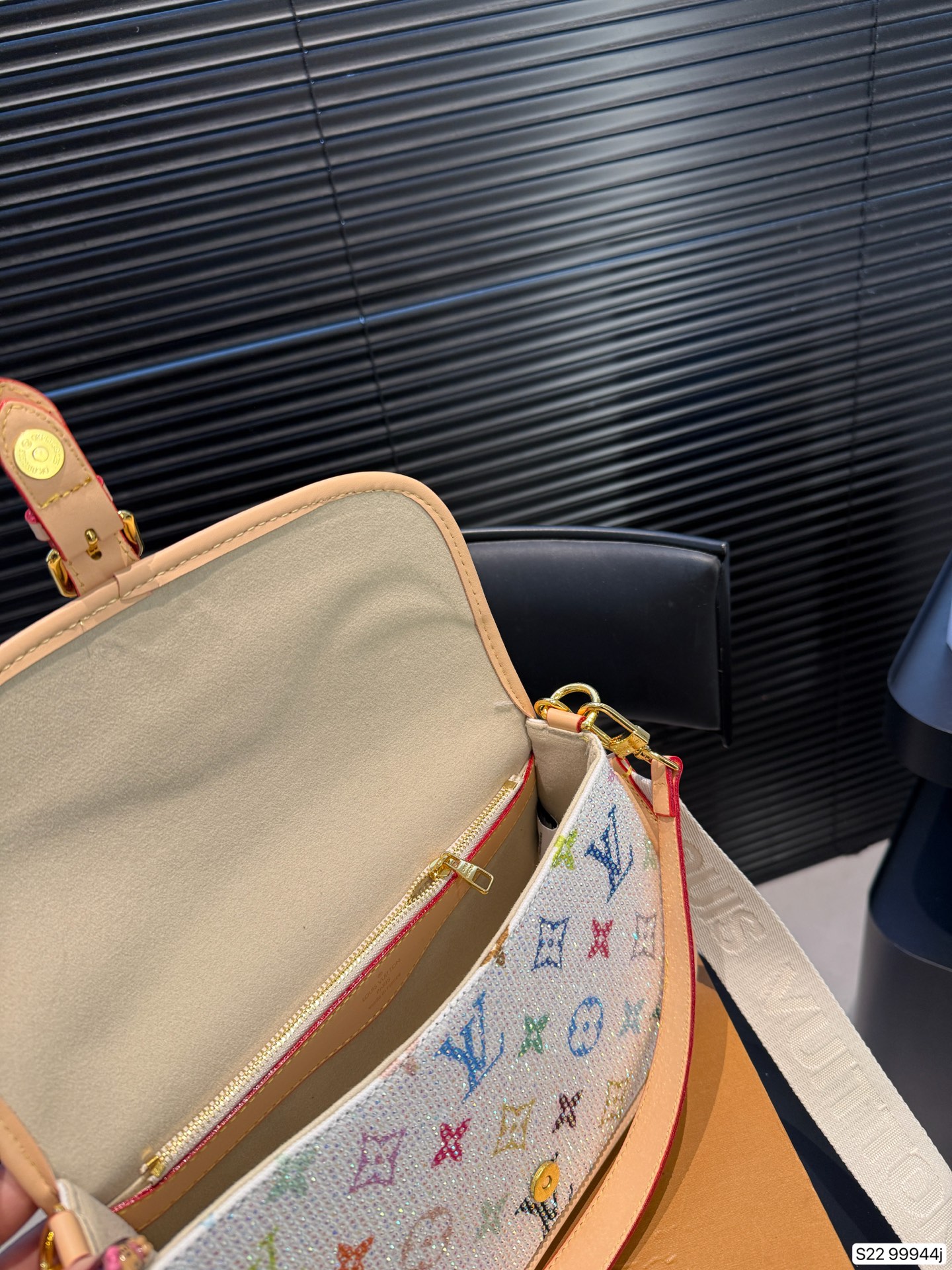 Louis Vuitton P145 Sologne 365 24 17 Bag
