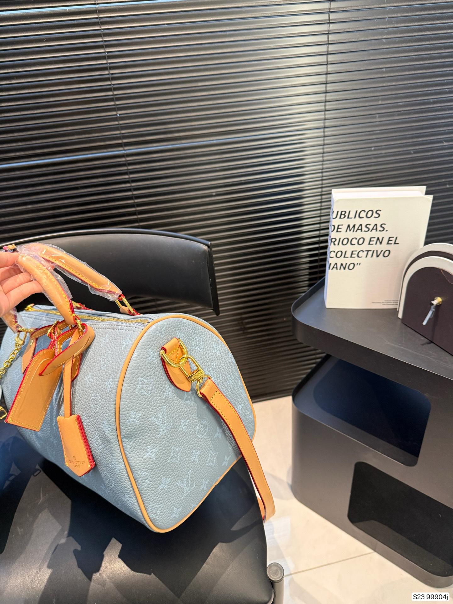 Louis Vuitton P150 Seepdy nice 30 21 Bag