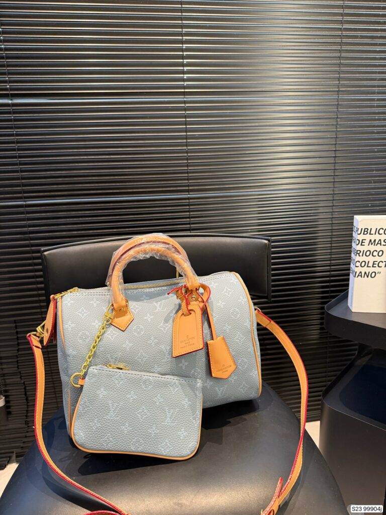 Louis Vuitton Seepdy Nice Bag editorial product context 1
