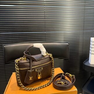 Louis Vuitton P135 19 12 Bag