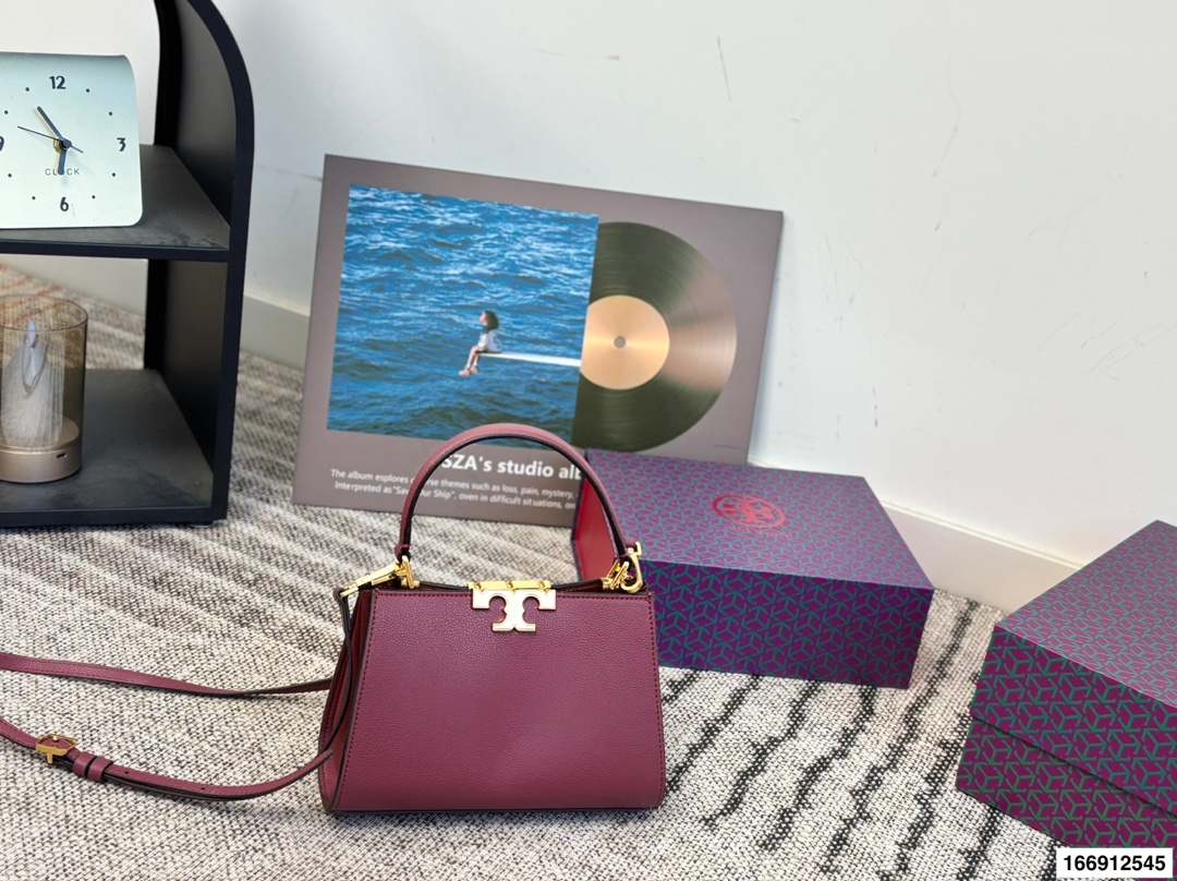 Luxury p160 21 14 TB Small Handbag