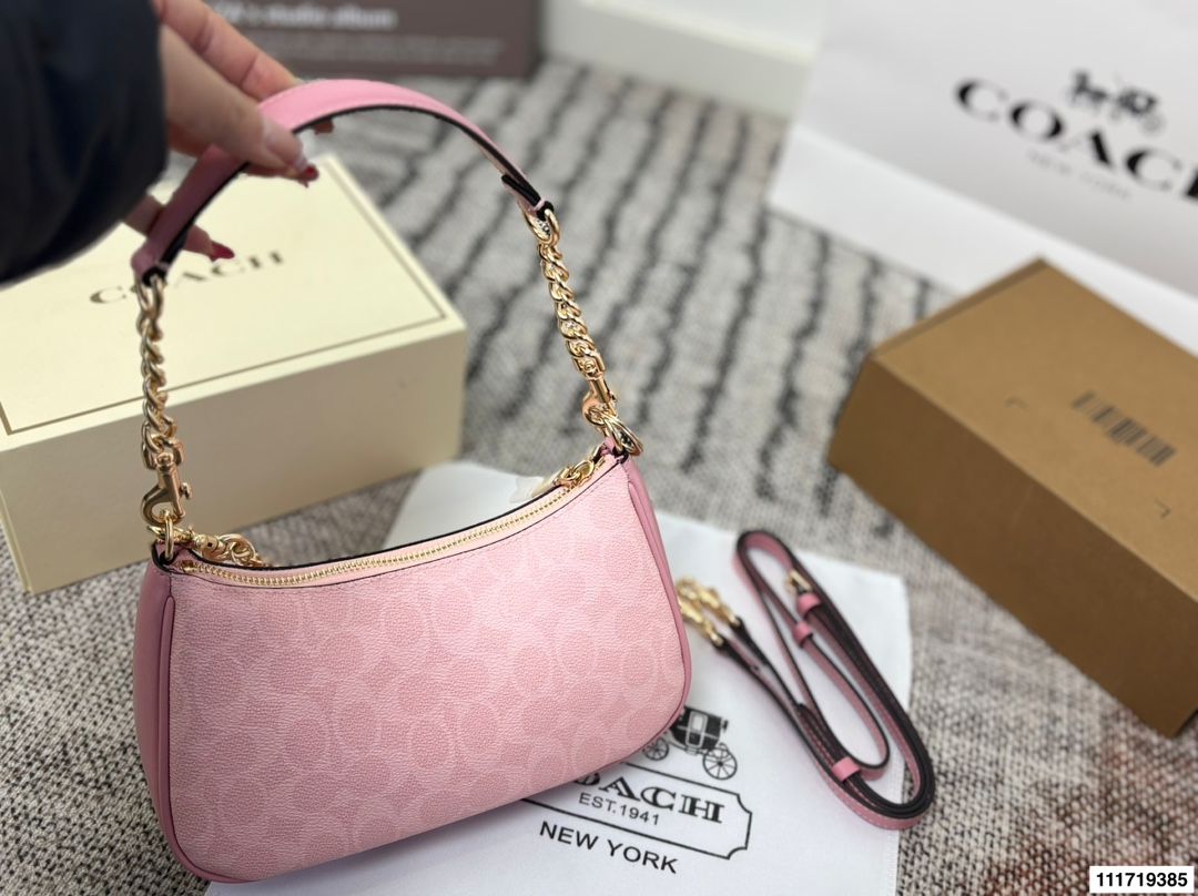 Coach P140 24 13 Crossbody Bag