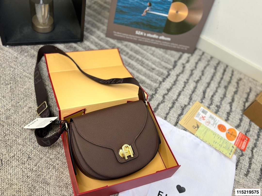 Luxury p160 24 20 FURLA Bag