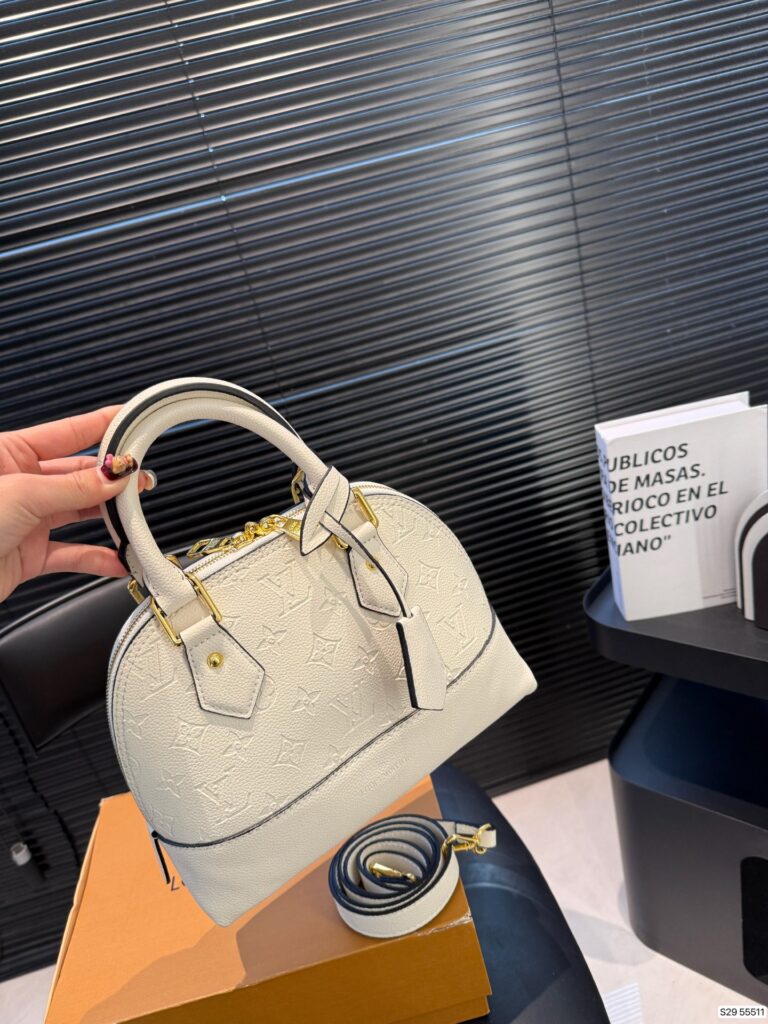 Louis Vuitton Shoulder Bag editorial product context 3