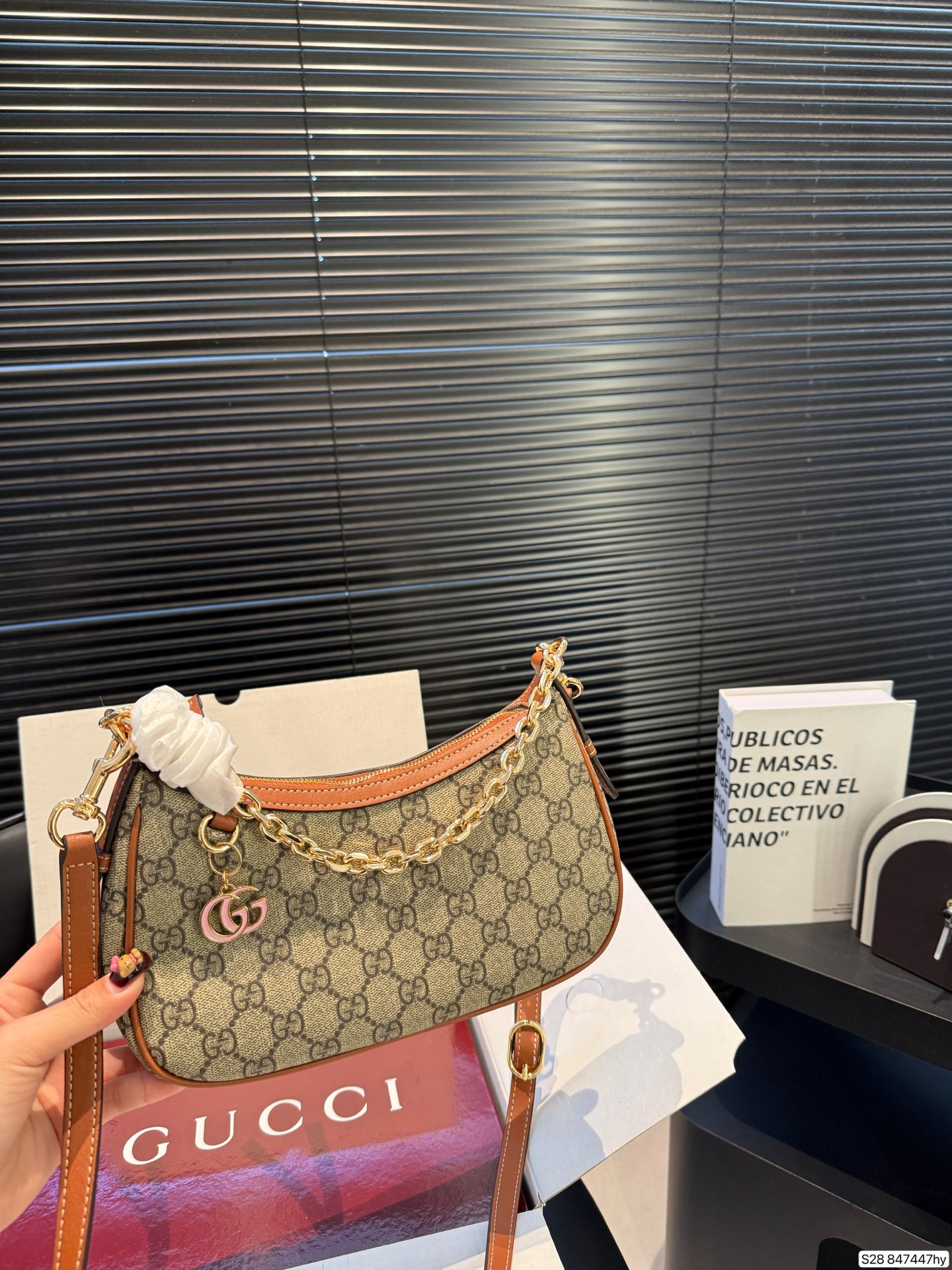 Gucci P175 GG Emblem 24 12 Bag Canvas