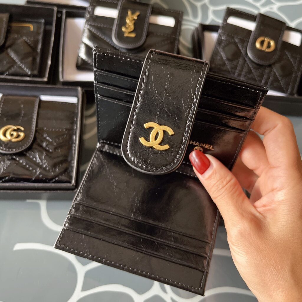 Designer 12 Black Card Holder 10 x 9 cm editorial product context 3
