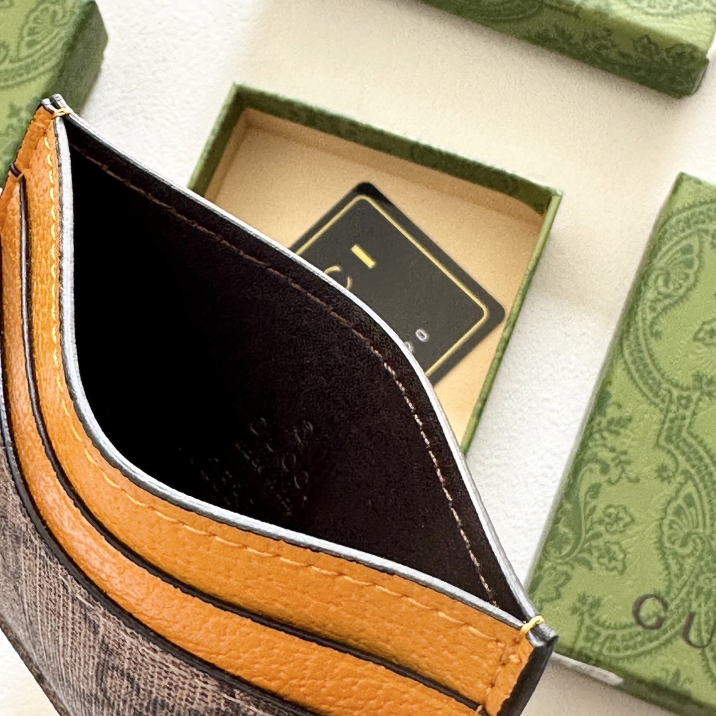 Luxury P60 X5 Card Holder