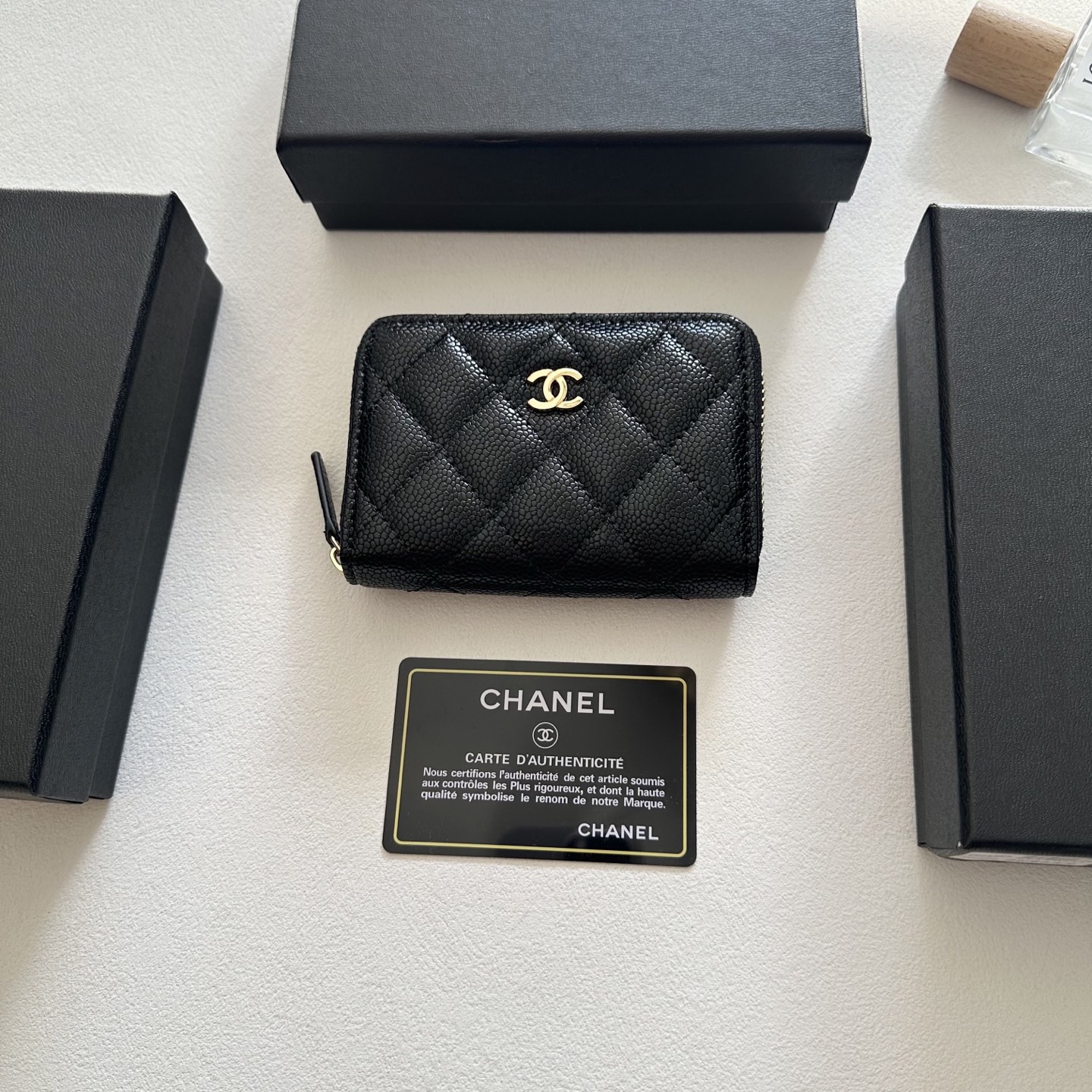 Luxury P65 X5 Card Holder