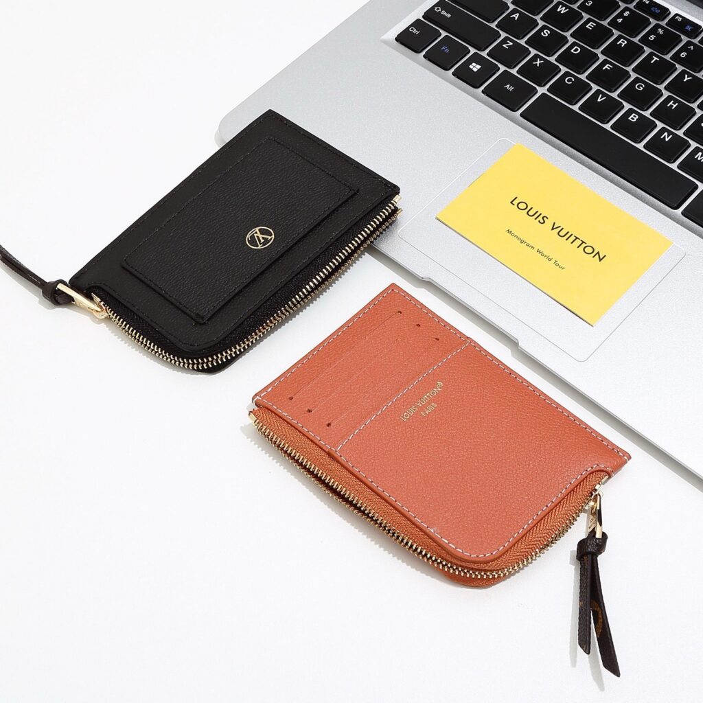 Designer Black Card Holder 12 x 10 cm editorial product context 1