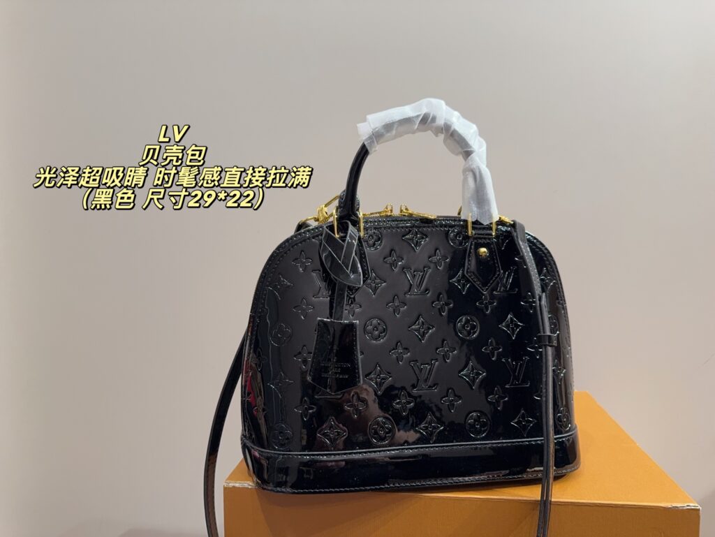 Louis Vuitton P145 29 22 Bag 29 x 22 cm editorial product context 1