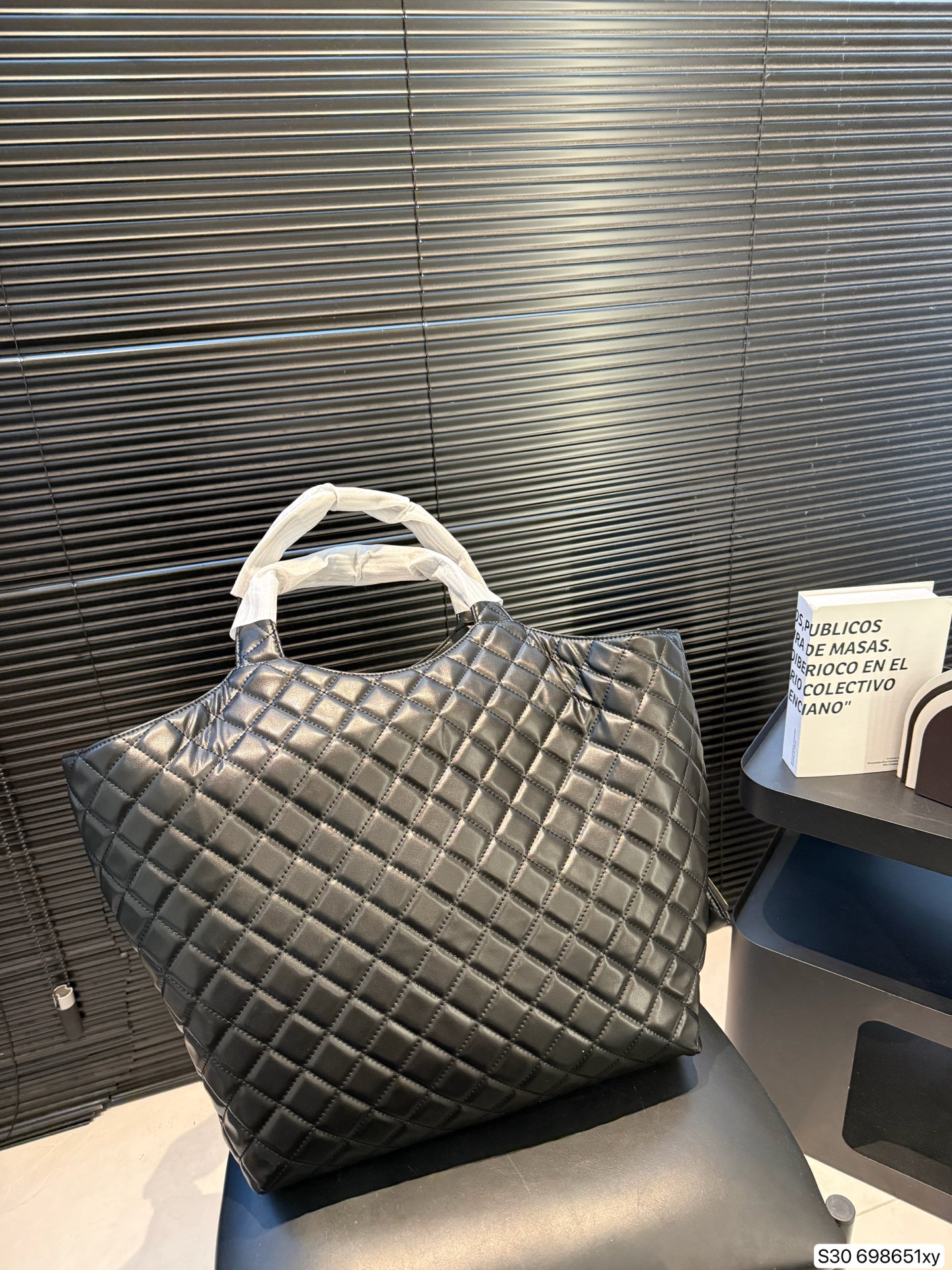 Saint Laurent P185 ICARE 37 40 Tote Bag