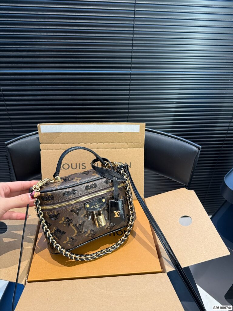 Louis Vuitton P165 19 12 Bag editorial product context 2