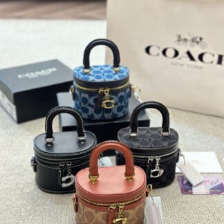 Coach p165 11 Bag 11 x 9 cm