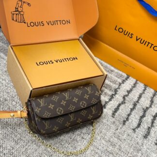 Louis Vuitton p120 21 12 Bag
