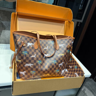 Louis Vuitton P135 32 29 Tote Bag