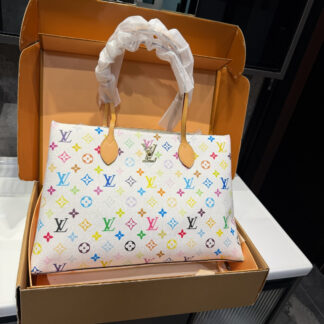 Louis Vuitton P135 2024 Piano Monogram Totally PM lena 43 Handbag