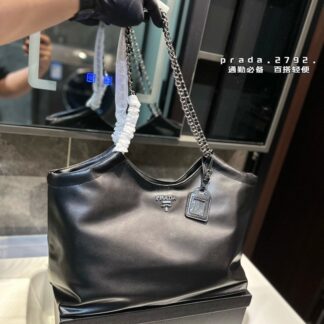 Prada p145 39 13 27 Tote Bag