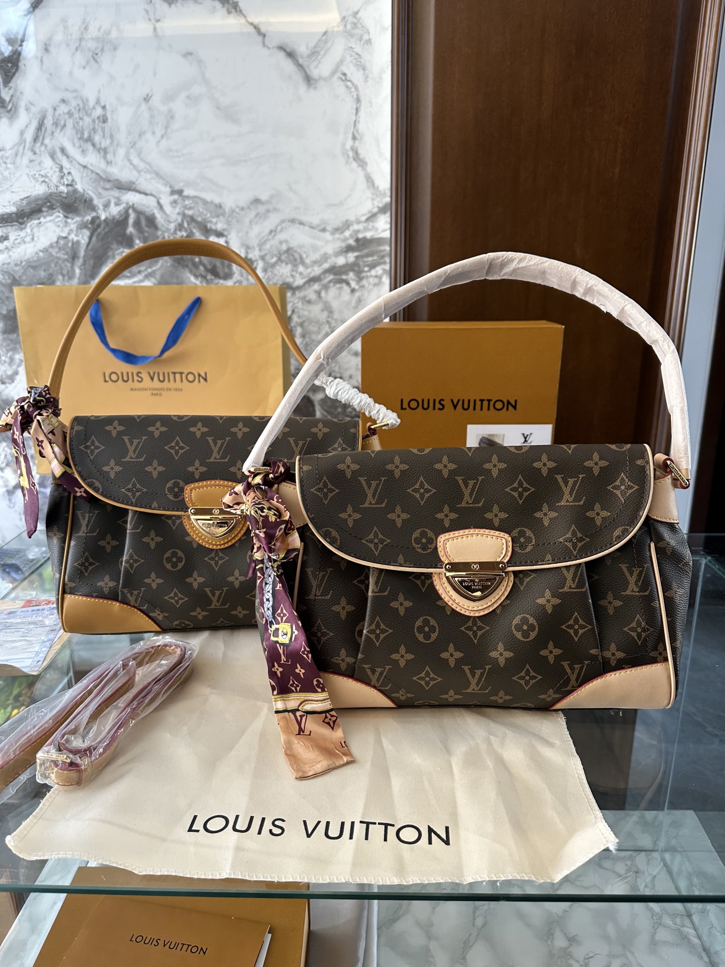 Louis Vuitton p115 Estrela 31 13 20 Handbag