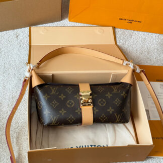 Louis Vuitton p150 Pochette MIA Monogram x13x7cm OK Crossbody Bag