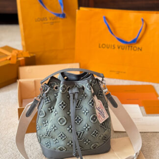 Louis Vuitton p140 NOE Monogram OK 22 Bucket Crossbody Bag