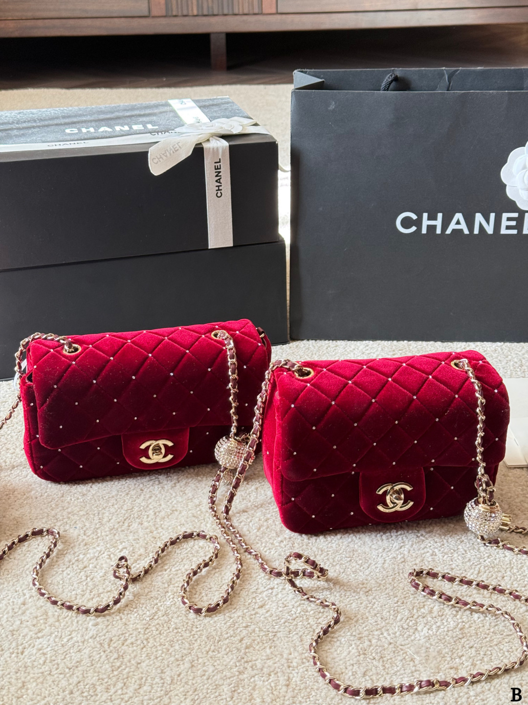 Chanel p235 p225 Arrival Bag 18 cm
