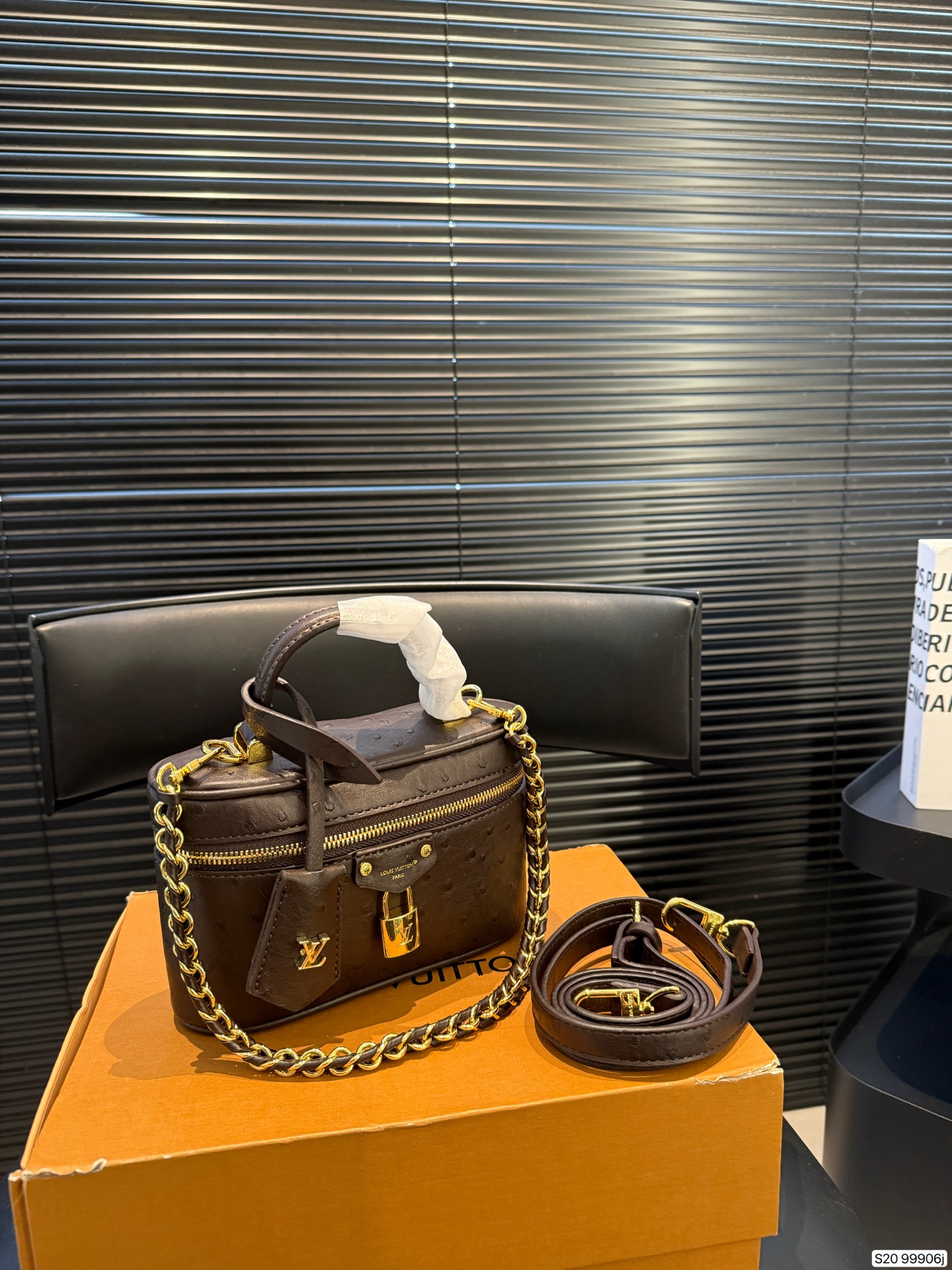 Louis Vuitton P135 19 12 Bag