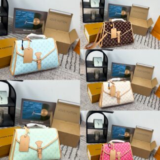 Louis Vuitton p160 Vintage IVY 38 24 Crossbody Bag