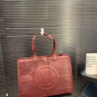 Louis Vuitton P135 42 33 Tote Bag