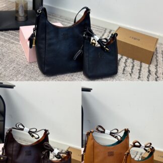 Miu Miu p240 p205 23 22 16 15 Crossbody Bag