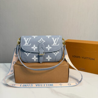 Louis Vuitton p115 Diane size 25 Handbag