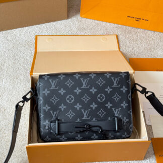 Louis Vuitton p215 Steamer Monogram 23 x6cm OKT Crossbody Bag
