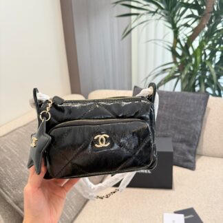 Chanel p190 21 15 Crossbody Bag 21 x 15 x