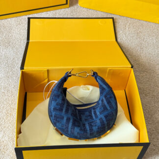 Fendi p140 18 Bag 12 cm