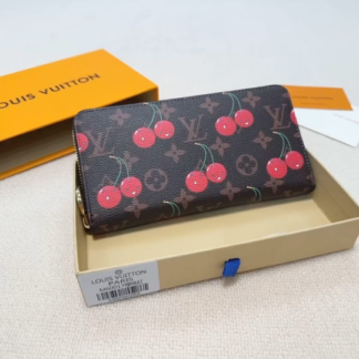 Designer Leather Clutch 1.9 x 1.1 x 0.2 cm