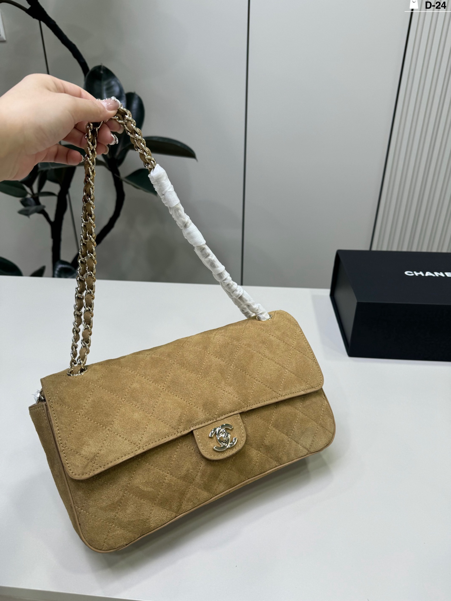 Chanel 24 28 14 CF OK Crossbody Bag 28 x