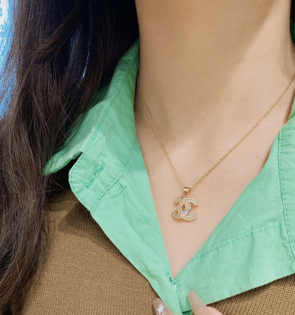 Designer Necklace editorial product context 1