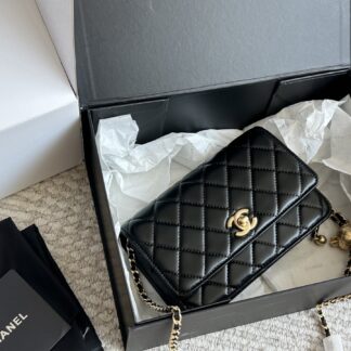 Designer 135 20 WOC Clutch 1.9 x 1.1 x 0.2