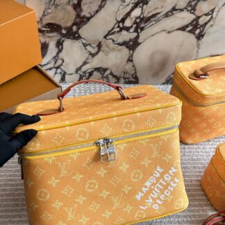 Louis Vuitton Vanity Case Ring